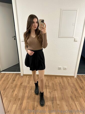 heychellyhey