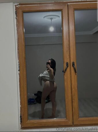 Hilal Fener Nakenläckor OnlyFans Foto 84