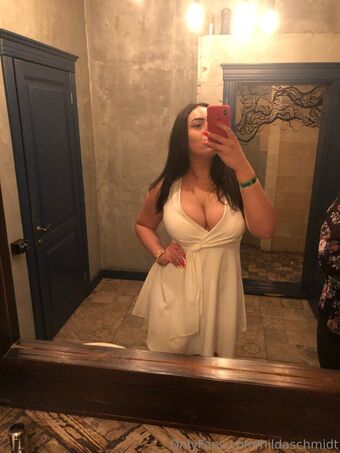 hildaschmidt Nakenläckor OnlyFans Foto 9