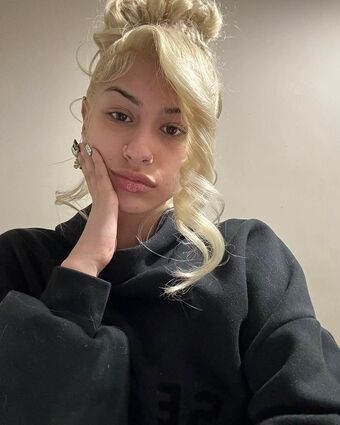 Hollynbanks Nakenläckor OnlyFans Foto 1