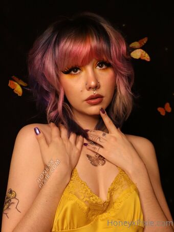 Honeypixie Nakenläckor OnlyFans Foto 7