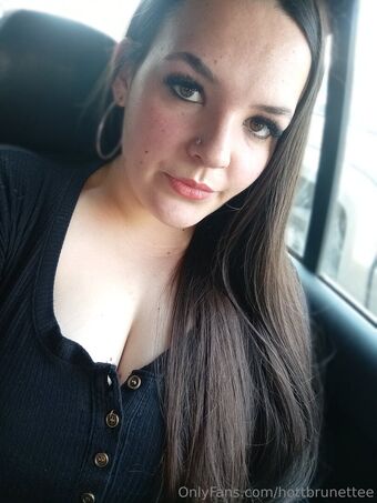 hottbrunettee