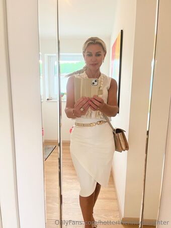 hotterthenmydaughter Nakenläckor OnlyFans Foto 9