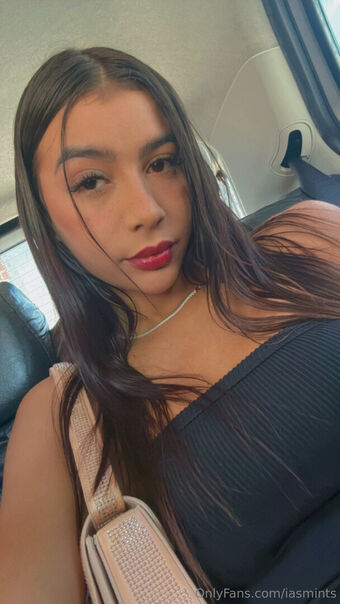 iasmints Nakenläckor OnlyFans Foto 31