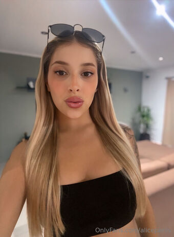 imsofiaxx Nakenläckor OnlyFans Foto 3