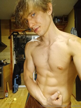 info_chat666 Nakenläckor OnlyFans Foto 3