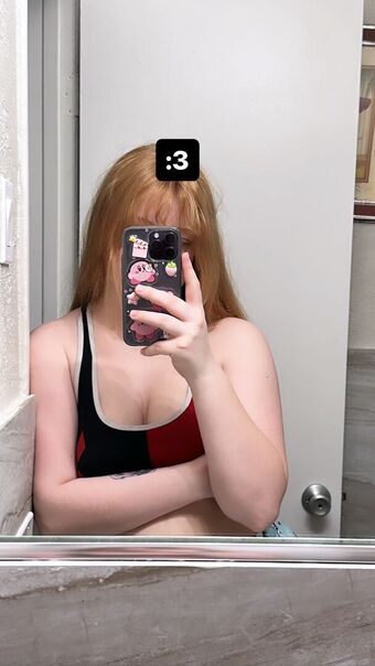 Initialelon Nakenläckor OnlyFans Foto 43