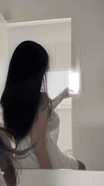 inremind Nakenläckor OnlyFans Foto 13