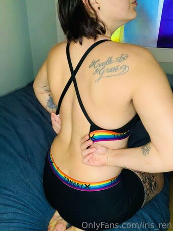 iris_ren Nakenläckor OnlyFans Foto 19