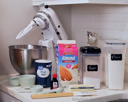 Irisinthekitchen Nakenläckor OnlyFans Foto 80