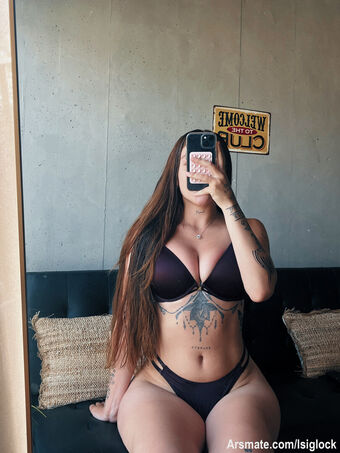 Isiglock_ Nakenläckor OnlyFans Foto 14