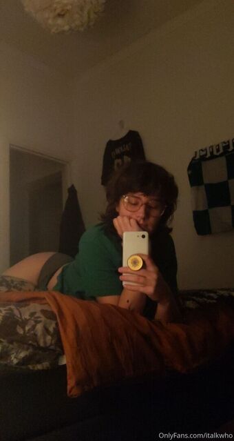Italkwho Nakenläckor OnlyFans Foto 11