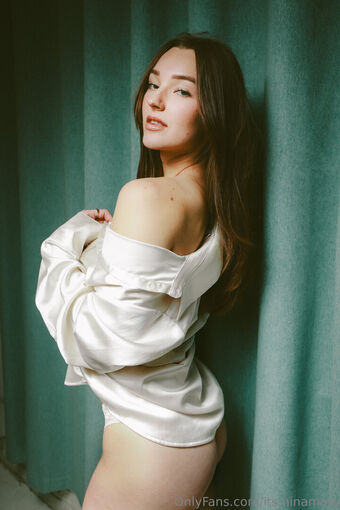 its.ninamars Nakenläckor OnlyFans Foto 7