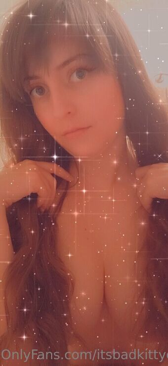 Itsbadkittyof Nakenläckor OnlyFans Foto 8