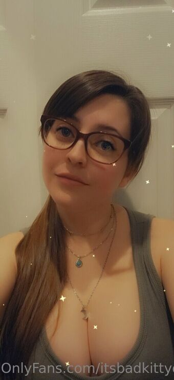 Itsbadkittyof Nakenläckor OnlyFans Foto 12