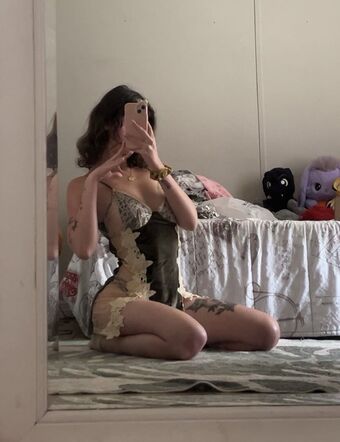 Itsmalic3 Nakenläckor OnlyFans Foto 98