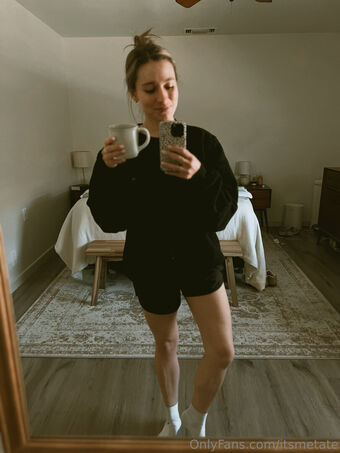 itsmetate Nakenläckor OnlyFans Foto 1