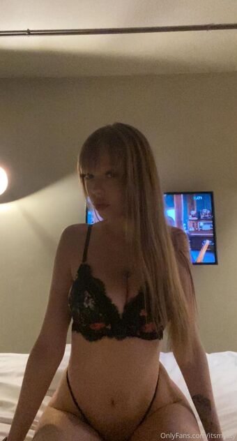 itsmysty Nakenläckor OnlyFans Foto 9