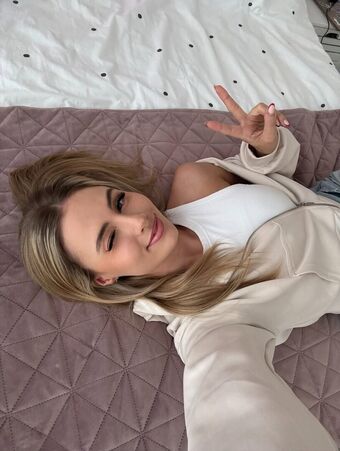 itsSky Nakenläckor OnlyFans Foto 39