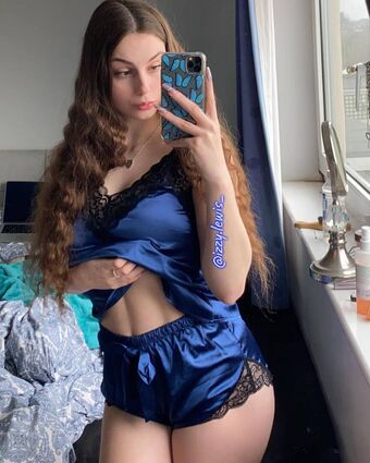 Izzy Lewis