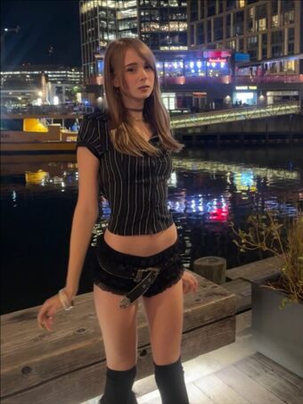 Jadoreeana Nakenläckor OnlyFans Foto 2