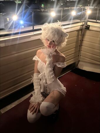 Jadoreeana Nakenläckor OnlyFans Foto 3