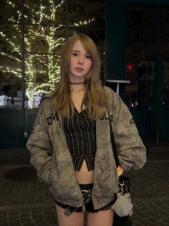 Jadoreeana Nakenläckor OnlyFans Foto 8