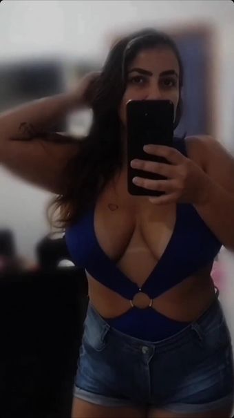 Jamilly Lis Nakenläckor OnlyFans Foto 2