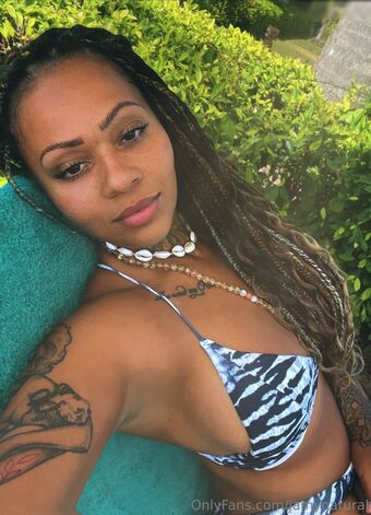 Jamynatural Nakenläckor OnlyFans Foto 35
