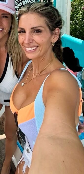 Janie Ippolito Nakenläckor OnlyFans Foto 22