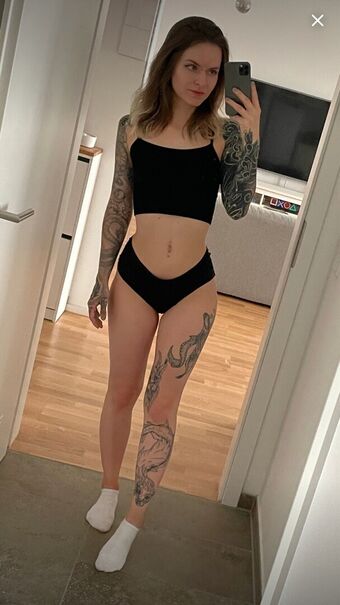 jasixgray Nakenläckor OnlyFans Foto 32