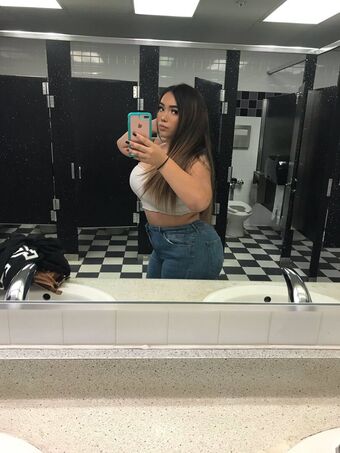 Jenessa Nakenläckor OnlyFans Foto 8