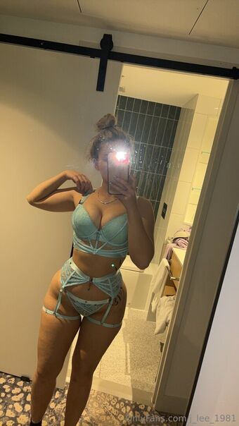 jessyleex Nakenläckor OnlyFans Foto 23