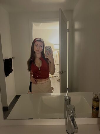 JFHailey Nakenläckor OnlyFans Foto 91