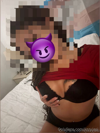 jizzyjasi Nakenläckor OnlyFans Foto 60