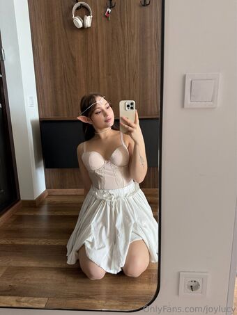 joylucy Nakenläckor OnlyFans Foto 27