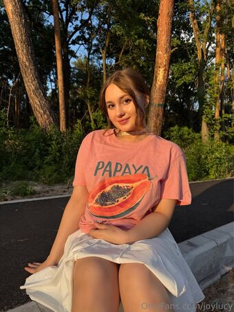 joylucy Nakenläckor OnlyFans Foto 32