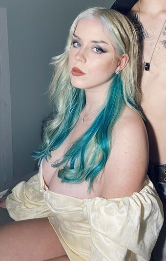 Jules Nakenläckor OnlyFans Foto 4