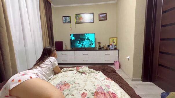 Julia's Adventures Nakenläckor OnlyFans Foto 1