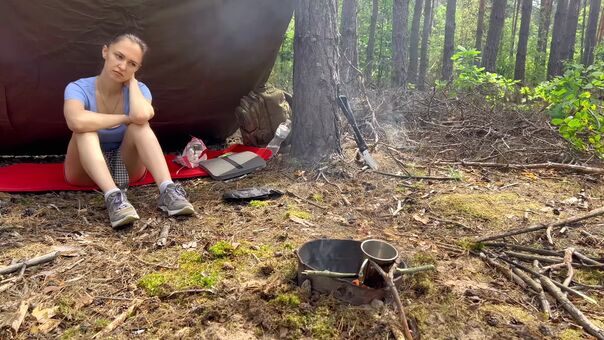 Julia's Adventures Nakenläckor OnlyFans Foto 7