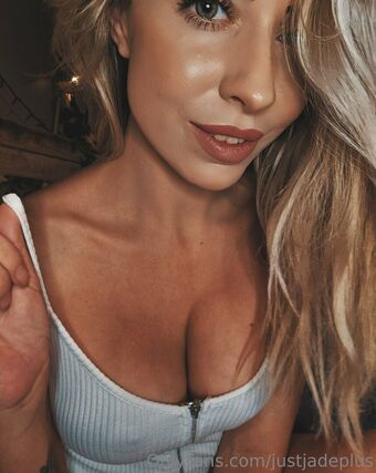 justjadeplus Nakenläckor OnlyFans Foto 15