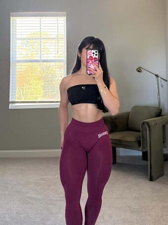 Karinaldelfin Nakenläckor OnlyFans Foto 1