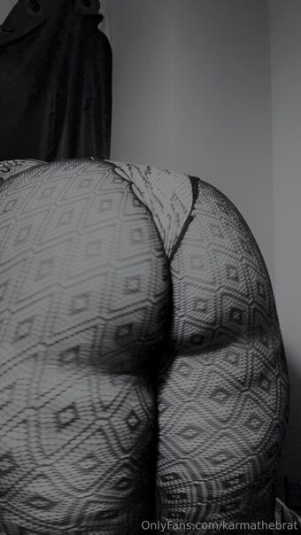 karmathebrat Nakenläckor OnlyFans Foto 21