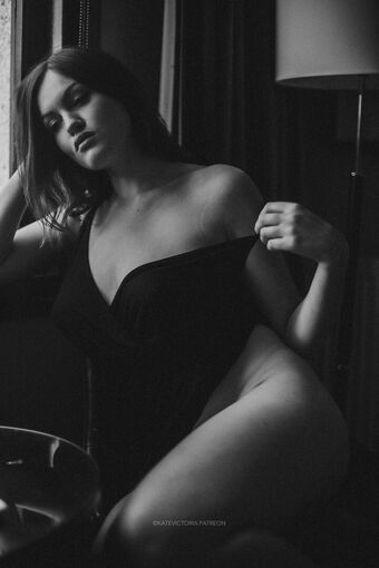 Katevmodel Nakenläckor OnlyFans Foto 5