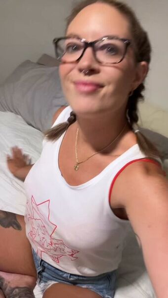 Katlogan Nakenläckor OnlyFans Foto 14