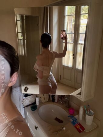 Katrin Korableva Nakenläckor OnlyFans Foto 215