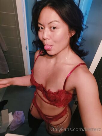 katwaii Nakenläckor OnlyFans Foto 13