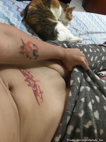 Katyzza Nakenläckor OnlyFans Foto 2
