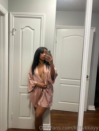 kayree Nakenläckor OnlyFans Foto 6