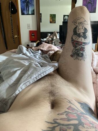 kazzika Nakenläckor OnlyFans Foto 2